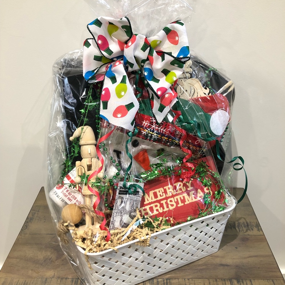 Medium Curated Festive Gift Basket